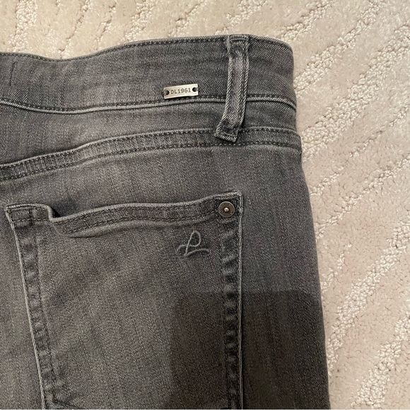 DL1961 Margaux Instasculpt Ankle Skinny Jeans, Size 28 - Picture 6 of 7